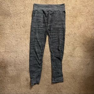 Maternity leggings